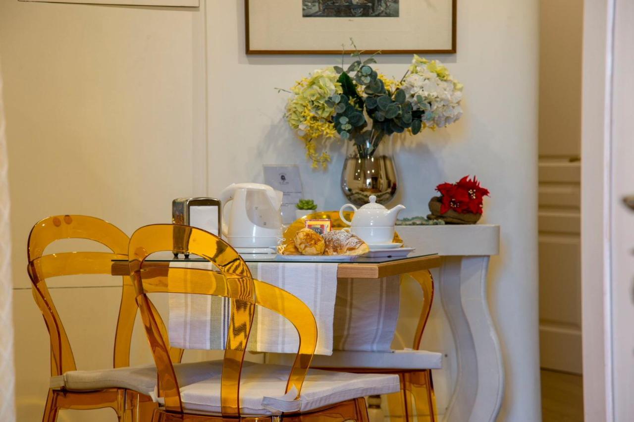 B&B Residenza Via Dei Mille Napoli Bagian luar foto