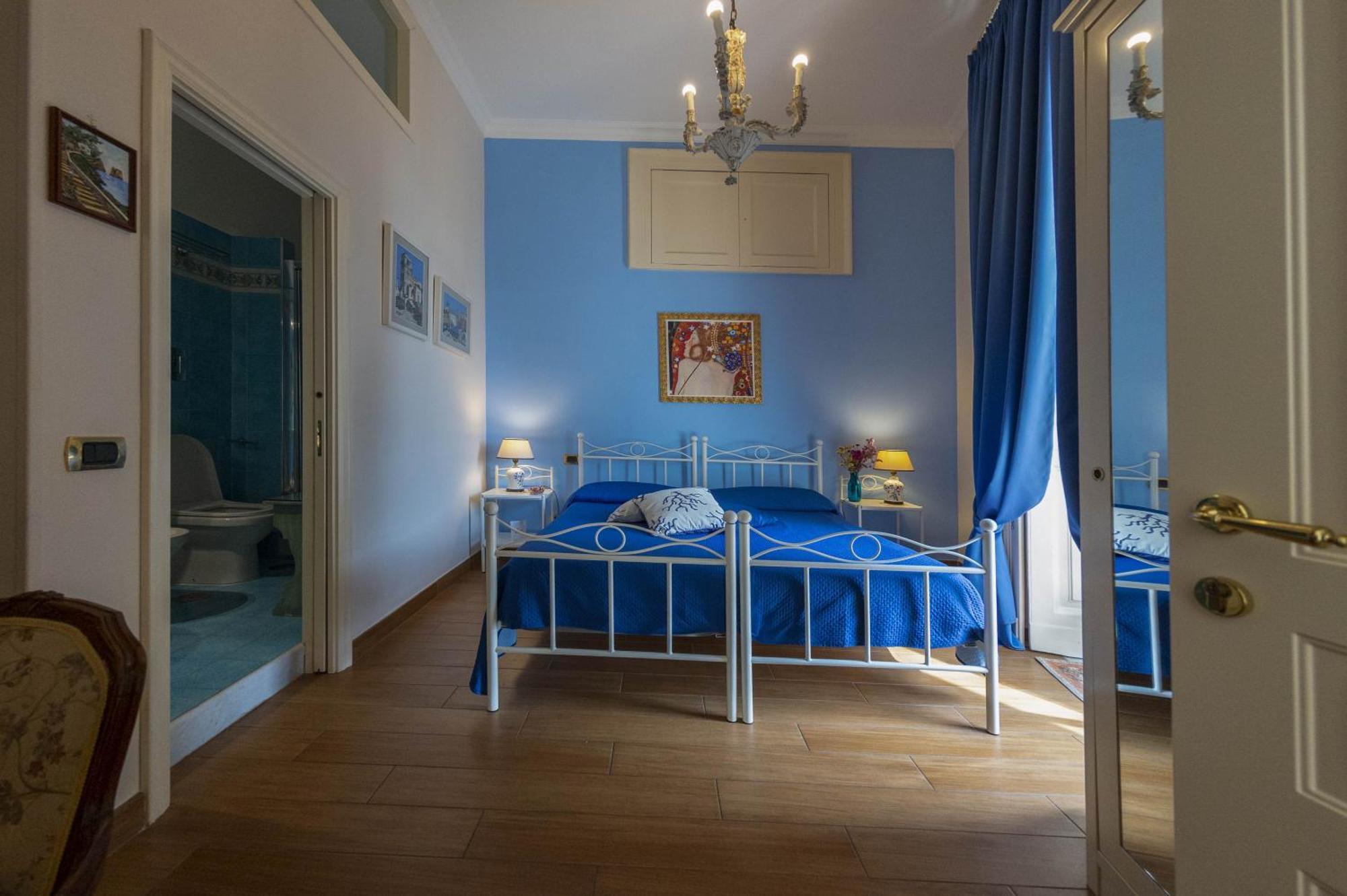 B&B Residenza Via Dei Mille Napoli Bagian luar foto
