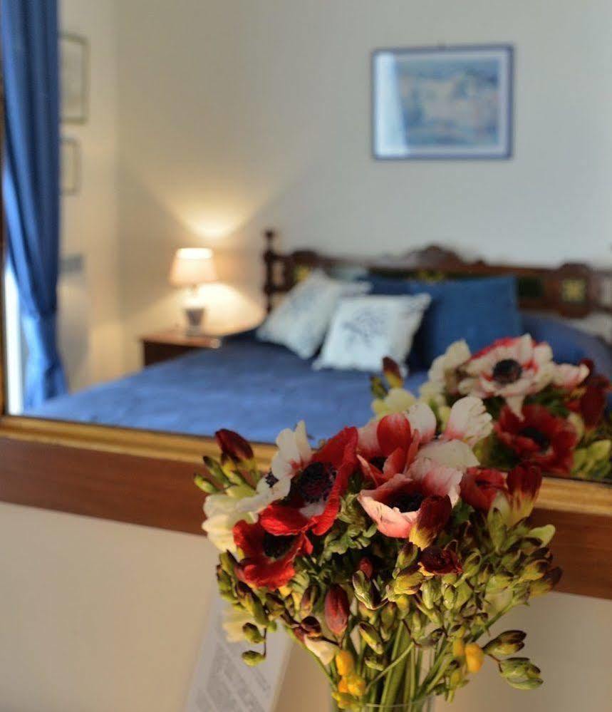 B&B Residenza Via Dei Mille Napoli Bagian luar foto