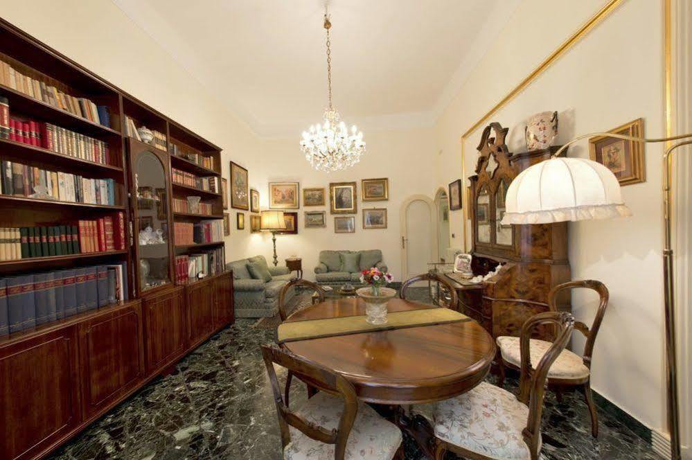 B&B Residenza Via Dei Mille Napoli Bagian luar foto